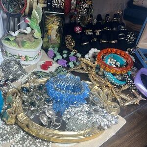 Jewelry live show Listing